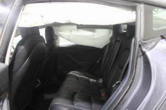 Tesla Model 3  picture 12