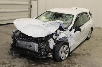 Damaged car Volkswagen Golf  2023/11
