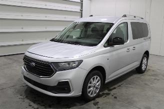 Schadeauto Ford Tourneo Connect  2022/8