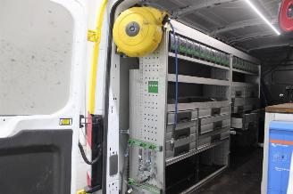 Ford Transit  picture 22