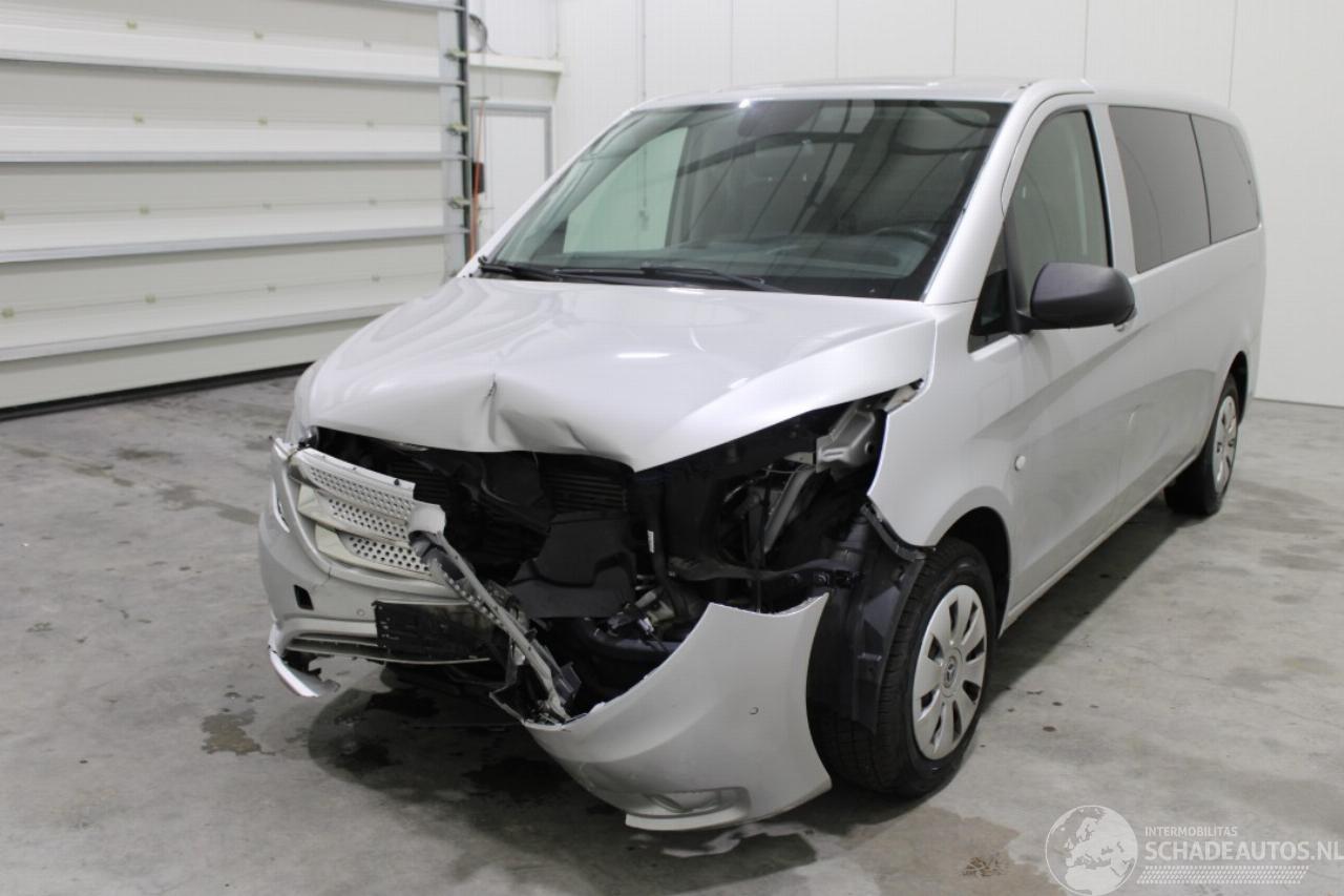 Mercedes Vito 