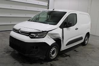 Voiture accidenté Citroën Berlingo  2022/6