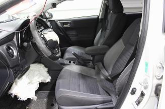 Toyota Auris  picture 10