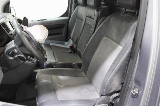 Opel Vivaro  picture 10