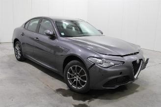 Alfa Romeo Giulia  picture 2