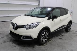 Salvage car Renault Captur  2021/6