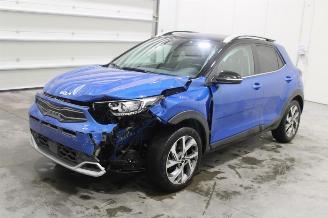 Schadeauto Kia Stonic  2022/12