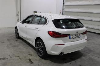 BMW 1-serie 116 picture 4