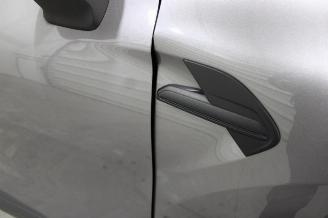 Renault Captur  picture 9