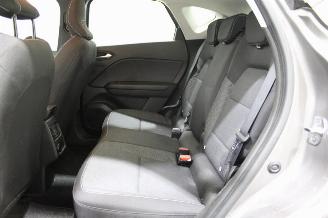 Renault Captur  picture 12