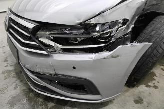 Volkswagen Passat  picture 24