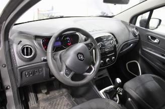 Renault Captur  picture 10
