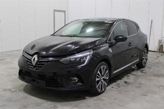 uszkodzony samochody osobowe Renault Clio  2021/2