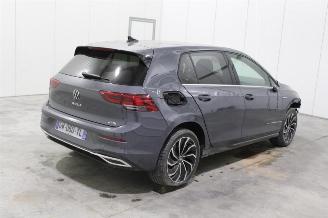 Volkswagen Golf  picture 3