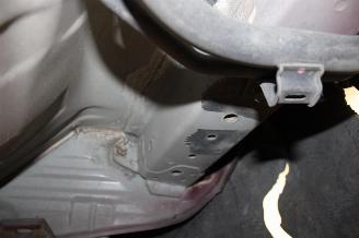 Mitsubishi Space-star Space Star picture 17