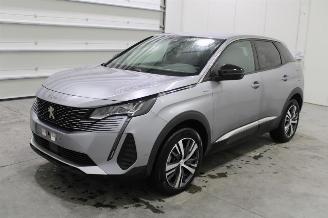 damaged passenger cars Peugeot 3008  2023/1