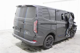 Ford Transit  picture 4