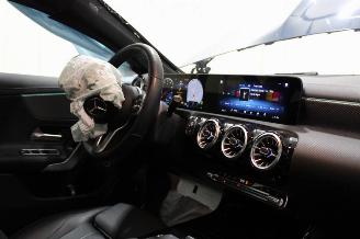 Mercedes Cla-klasse CLA 200 picture 25