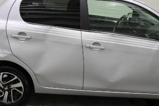 Peugeot 108  picture 9