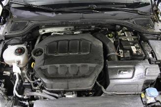 Volkswagen Golf  picture 16