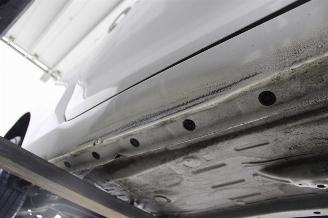 Peugeot 108  picture 16