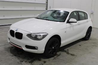 Unfallwagen BMW 1-serie 114 2015/3