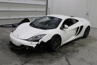 demontáž osobní automobily McLaren MP4-12C  2012/7