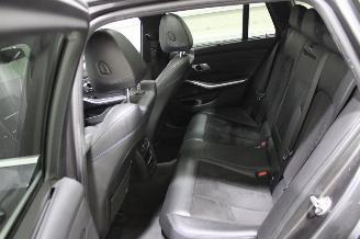 BMW 3-serie 330 picture 11