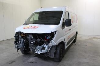 damaged passenger cars Renault Master  2025/1