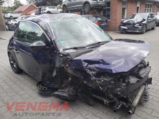 Opel Adam Adam, Hatchback 3-drs, 2012 / 2019 1.0 Ecotec 12V SIDI Turbo picture 3