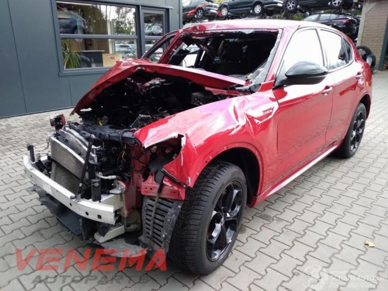 Alfa Romeo Stelvio Stelvio (949), SUV, 2017 2.0 T 16V Q4