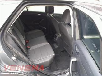 Volkswagen T-Roc T-Roc I, SUV, 2017 2.0 TSI 16V 4Motion picture 15