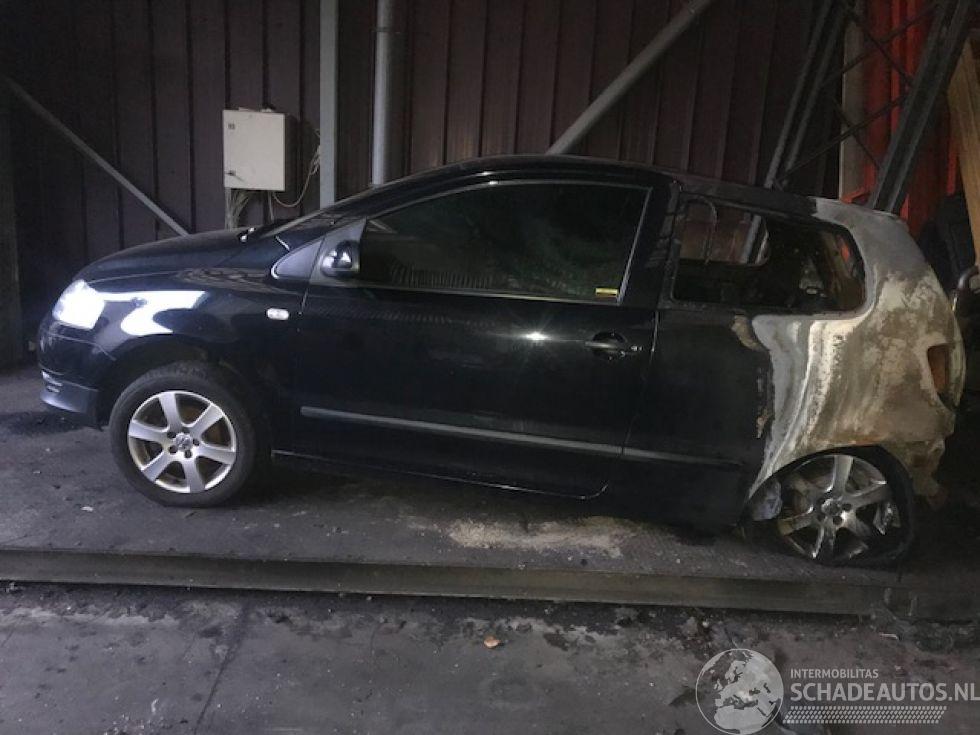 Volkswagen Up! 1200cc / benzine / 5vit  / 2006