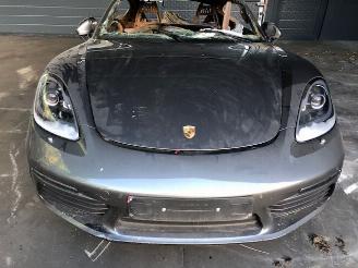 demontáž osobní automobily Porsche Cayman BENZINE  - 2000CC - 220KW - EURO6C 2017/1