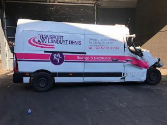 demontáž osobní automobily Renault Master 2300cc - diesel - 120kw 2015/4