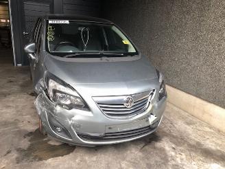 Salvage car Opel Meriva 1700cc - diesel - 2014 2014/1