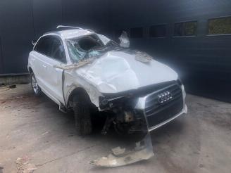 demontáž osobní automobily Audi Q3 DIESEL - 2000CC - 110KW 2015/7