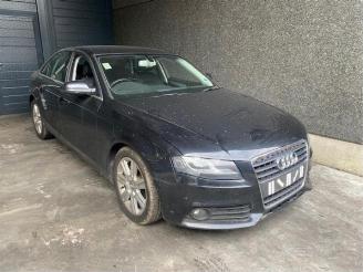 demontáž osobní automobily Audi A4  2010/8