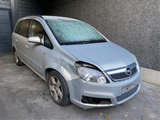 demontáž osobní automobily Opel Zafira  2006
