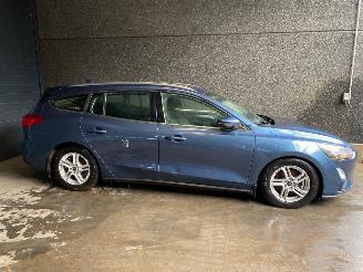 Ford Focus Focus IV Wagon Combi 1.0 Ti-VCT EcoBoost 12V 125 Combi/o  Benzine 999cc 92kW picture 2