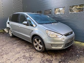 demontáž osobní automobily Ford S-Max S-Max (GBW) MPV 2006 / 2014 2.0 16V Flexifuel MPV   1.999cc 107kW (145pk) FWD 2007/10