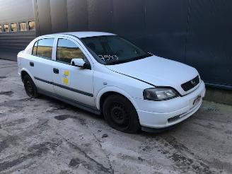 demontáž osobní automobily Opel Astra G (F69) Sedan 1998 / 2009 1.7 CDTi 16V Eco4 Sedan 4Dr Diesel 1.686cc 59kW (80pk) FWD 2003/7