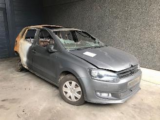 rozbiórka samochody osobowe Volkswagen Polo (6R) Hatchback 2009 / 2017 1.4 16V Hatchback  Benzine 1.390cc 63kW (86pk) FWD 2013/12