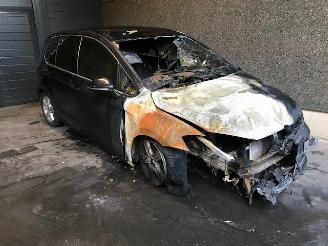 Coche siniestrado Volkswagen Golf Sportsvan (AUVS) MPV 2014 / 2021 1.6 TDI BlueMotion 16V MPV  Diesel 1.598cc 81kW (110pk) FWD 2014/11