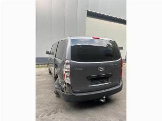 Hyundai H-300 H-300, Van, 2008 2.5 CRDi picture 16