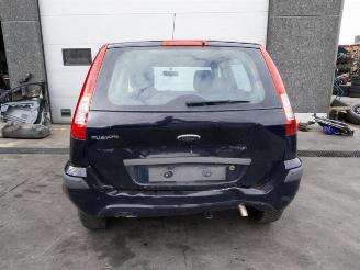 Ford Fusion  picture 7