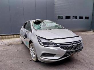 demontáž osobní automobily Opel Astra  2019/4