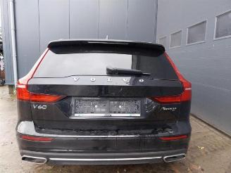 Volvo V-60 V60 Cross Country II (ZZ), Combi, 2018 2.0 D3 16V AWD picture 2