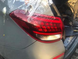 Hyundai I-30 i30 Wagon (PDEF5), Combi, 2017 1.5 T-GDI 16V Hybrid 48V picture 7