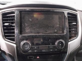 Mitsubishi L-200 L-200, Pick-up, 2014 2.2 DI-D 4WD picture 16